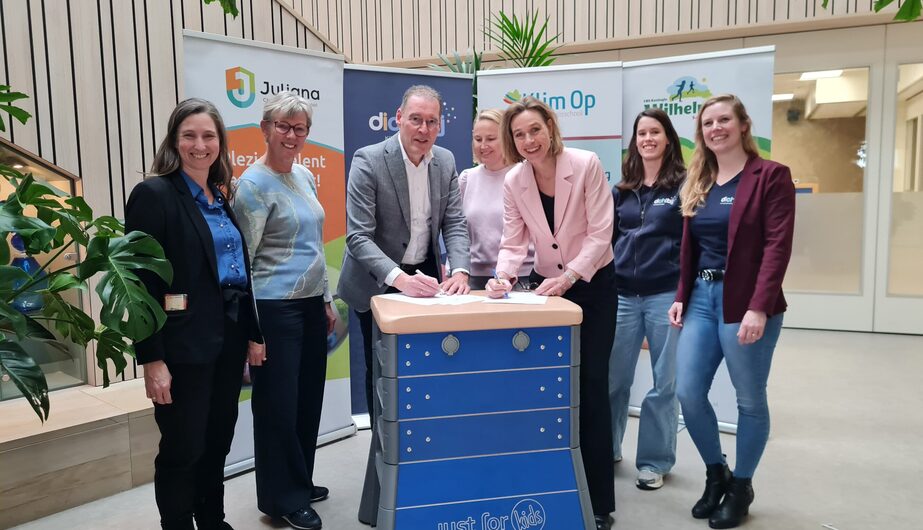 Samenwerking ondertekening Logos Dichtbij 24032026_1